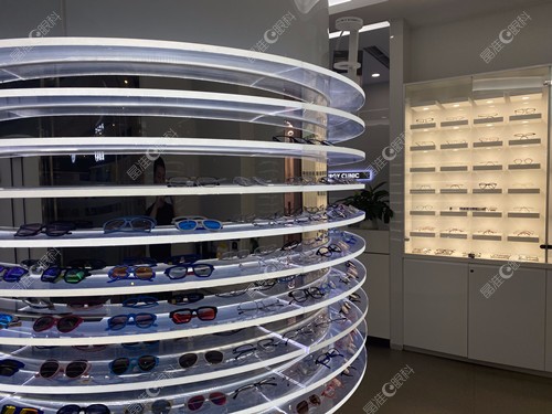 北京羽视眼科也提供家庭套餐服务