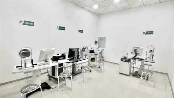 齐齐哈尔北满鸿鹏眼科是私立医院