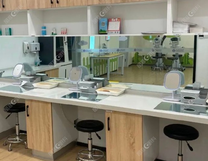 西安存济眼科医院环境干净整洁