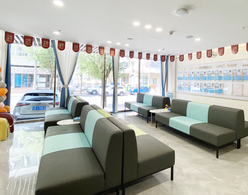 大连华厦眼科医院周明院长