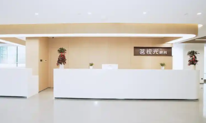 北京周跃华医生专门背景与手术优势